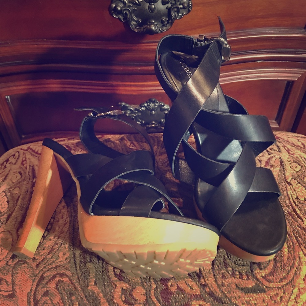 Ladies shoes